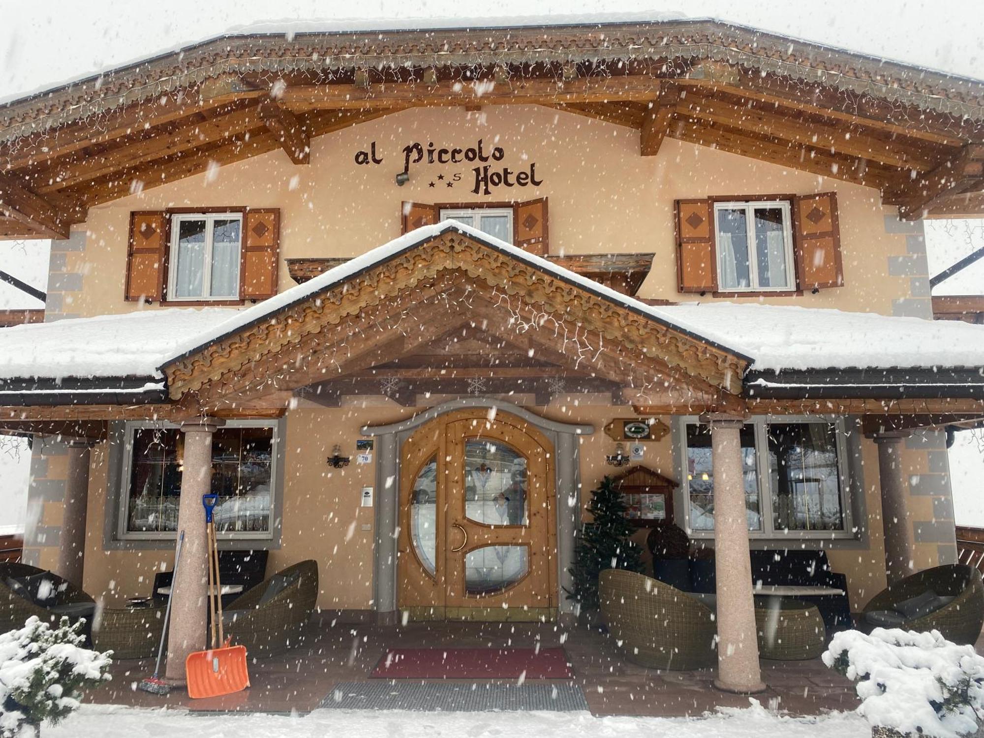 Al Piccolo Hotel Vigo di Fassa Bagian luar foto