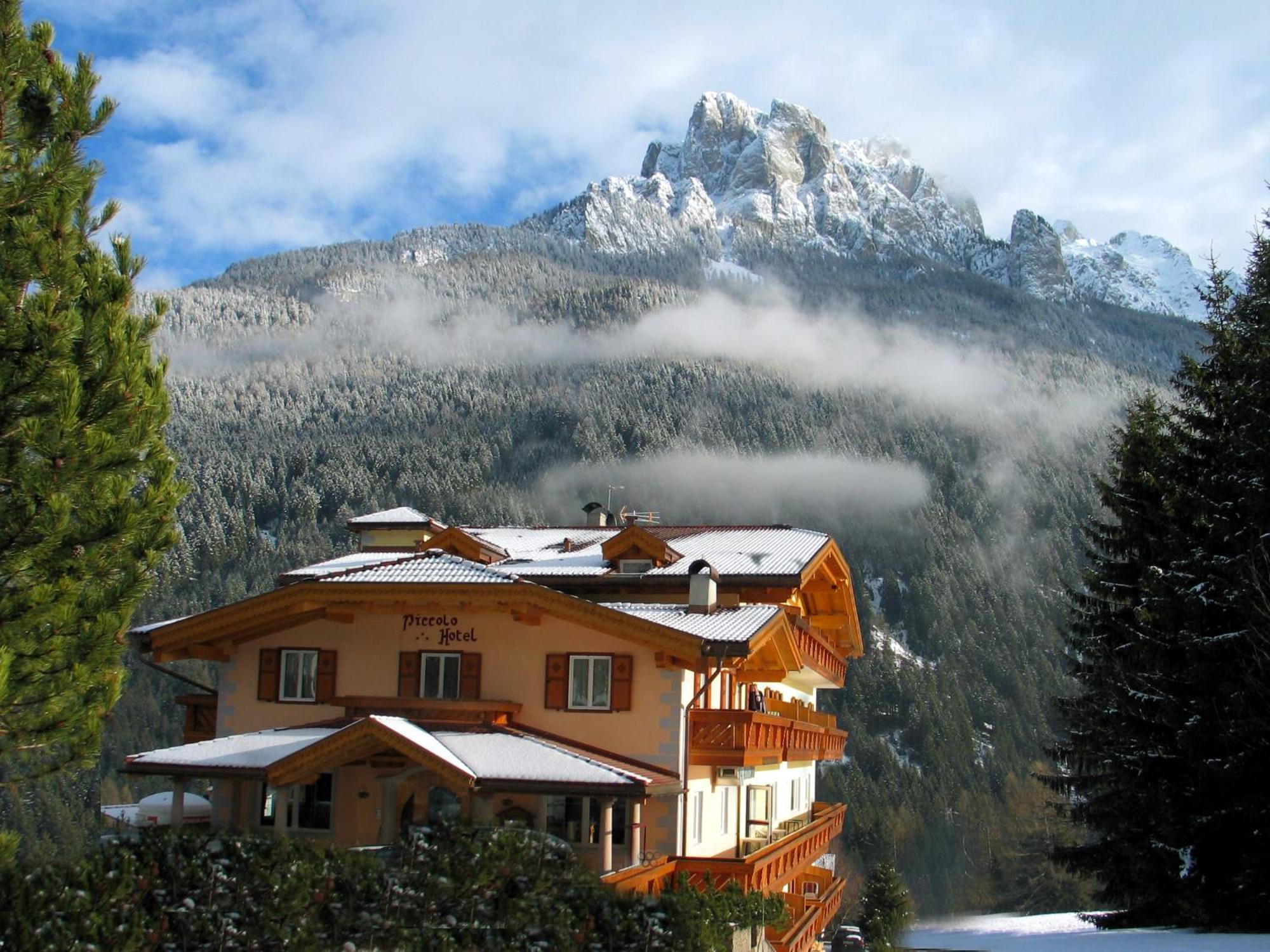Al Piccolo Hotel Vigo di Fassa Bagian luar foto