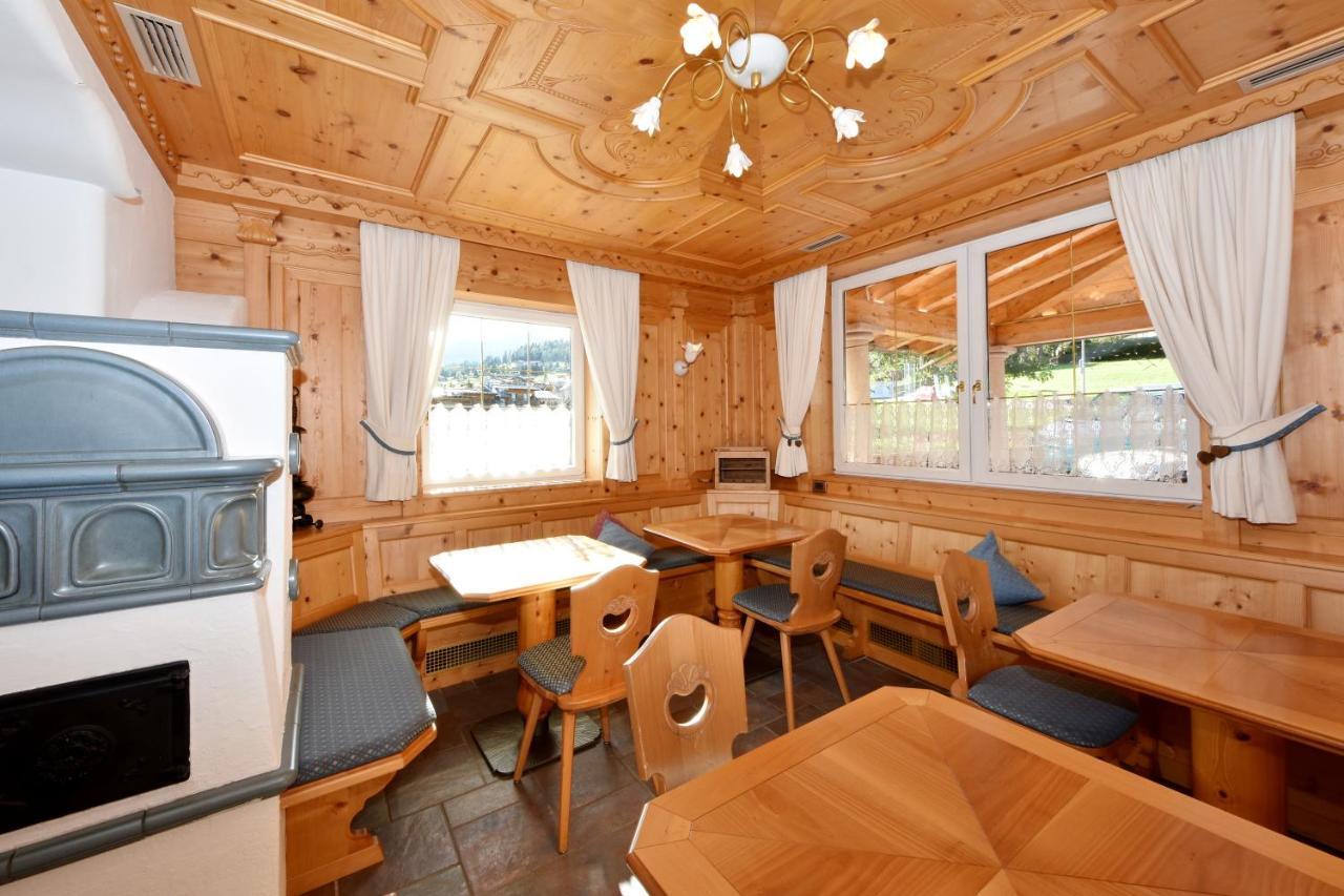 Al Piccolo Hotel Vigo di Fassa Bagian luar foto