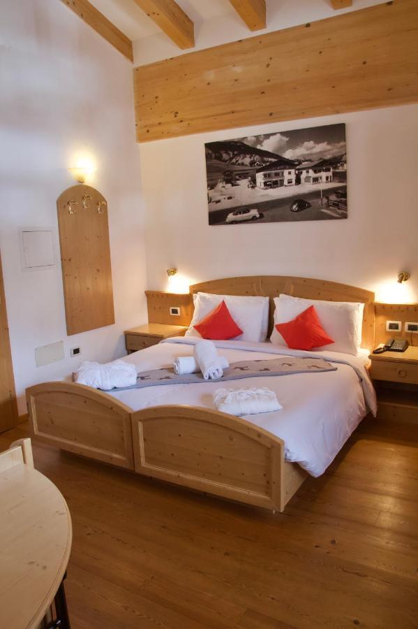 Al Piccolo Hotel Vigo di Fassa Bagian luar foto